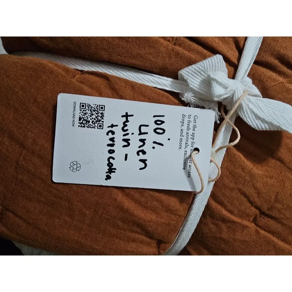 Quince - Twin European Linen Dream Quilt in Terracotta $144 Current MSRP